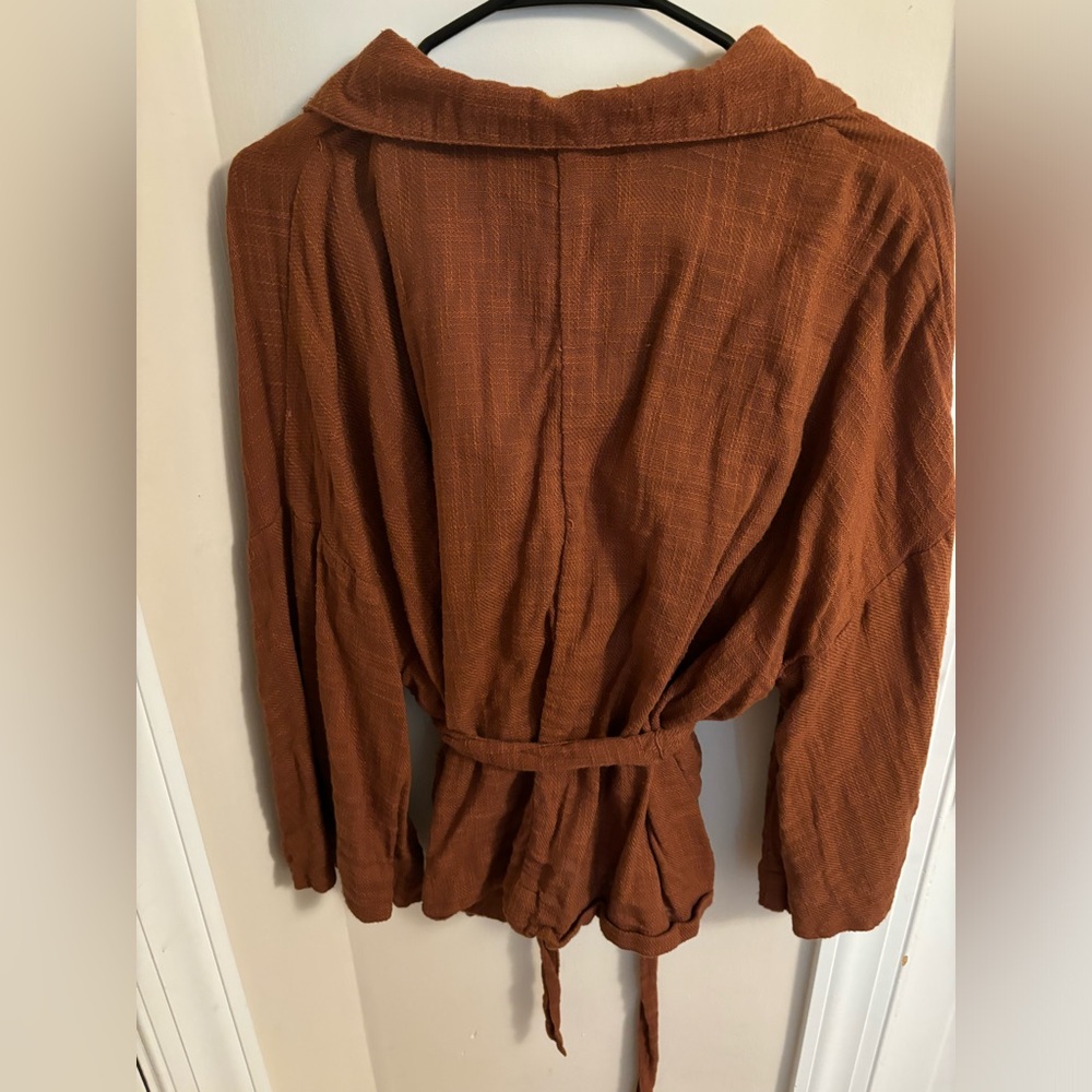 Free People woven belted buttoned top/light jacket with bell sleeves